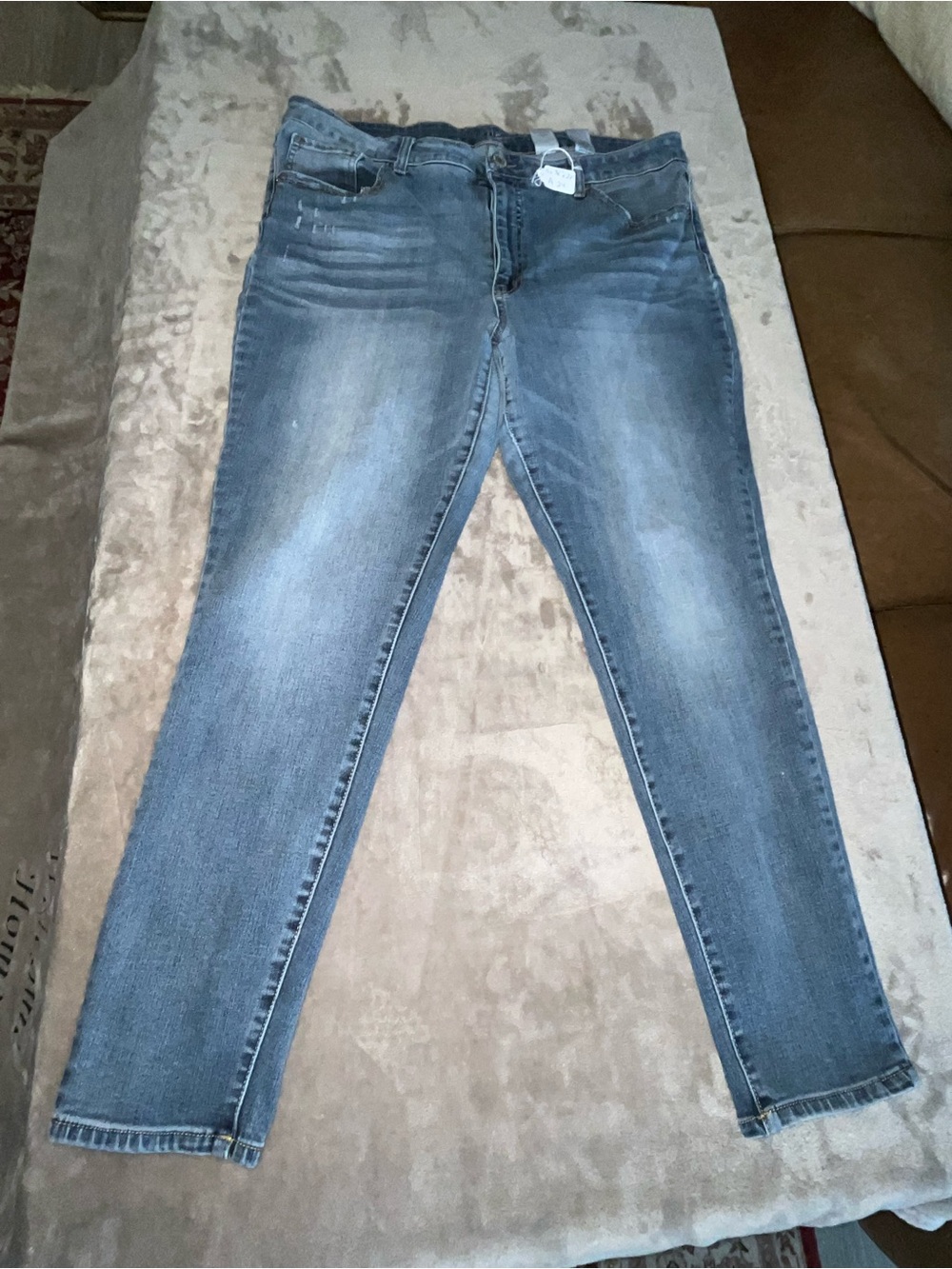 Vintage Time and Tru High-Rise Skinny Jeans in Medium Wash Blue size 36x27
